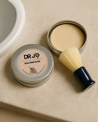 Men’s grooming kit with shaving brush